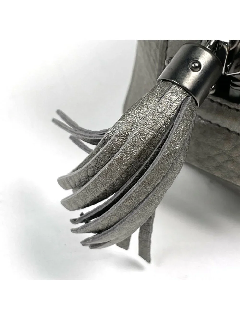 Gucci Makeup Pouch Soho Interlocking G Fringe Leather Beige